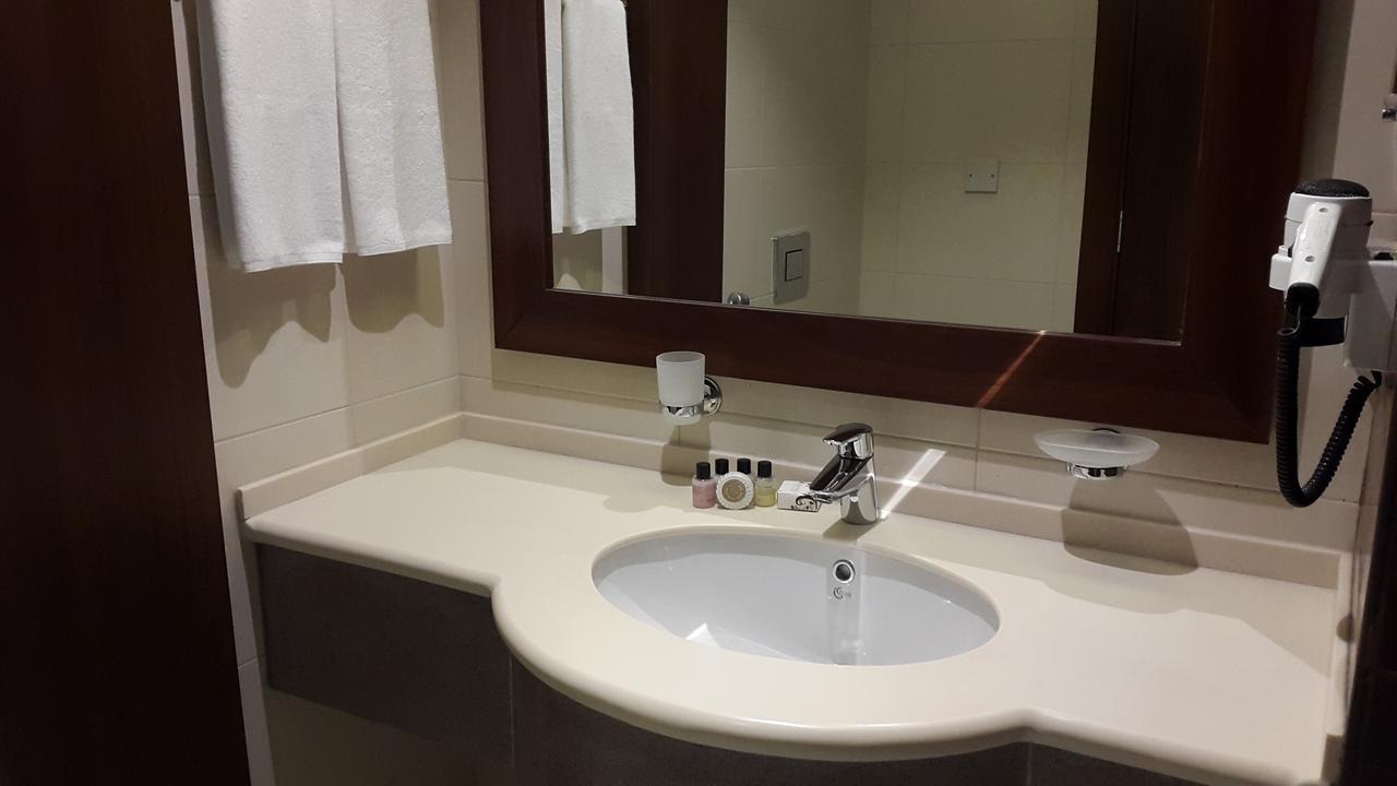 President Hotel Ammán Kültér fotó